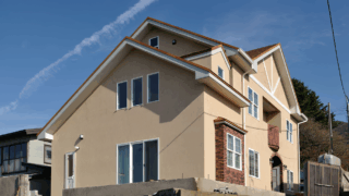 日本海の強風や潮から家族を守る耐久性の高い家